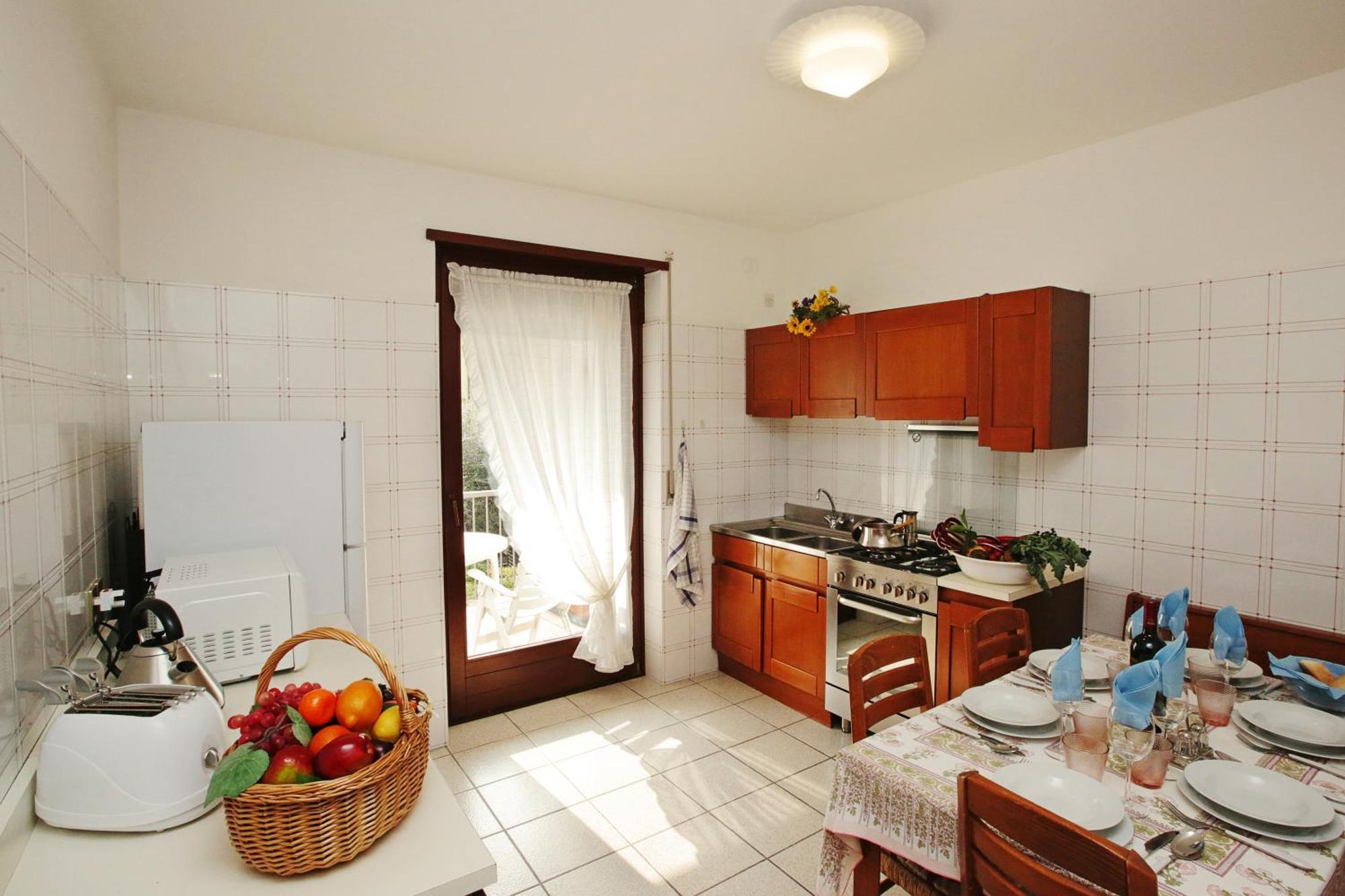 Appartamento Emma - Happy Rentals Riva del Garda Exterior photo